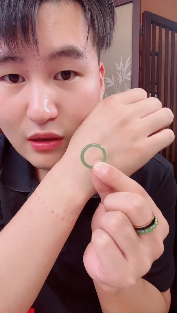 未镶嵌戒指和田玉翠青