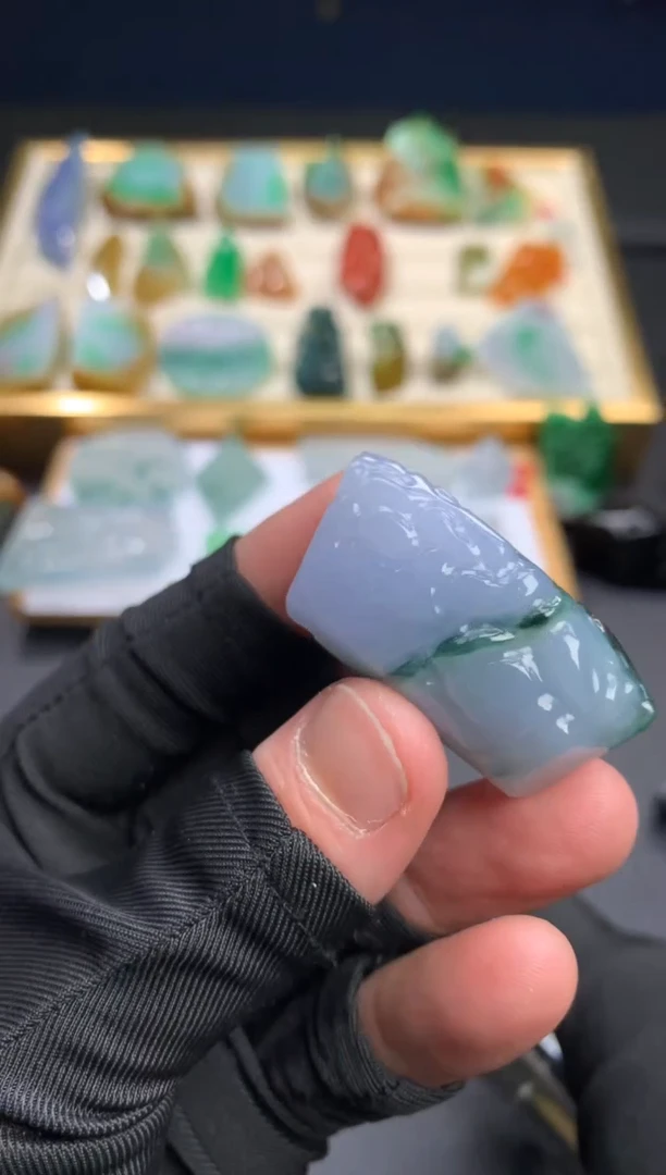 【闪购商品】定制翡翠未镶嵌           