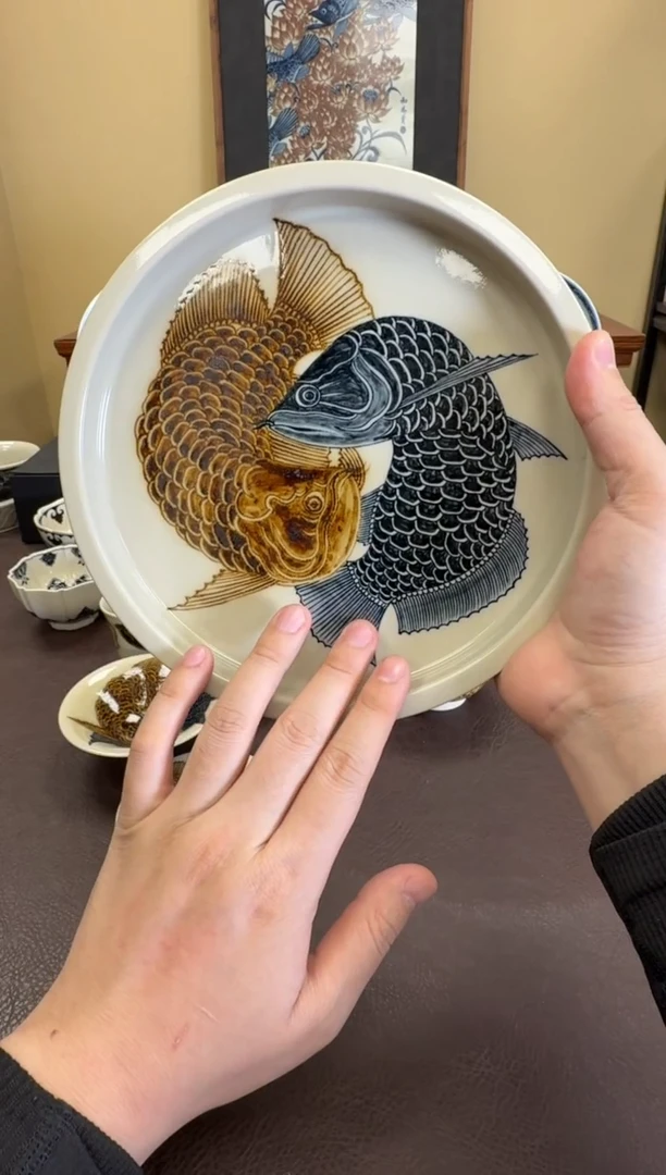 二号釉金龙鱼壶承