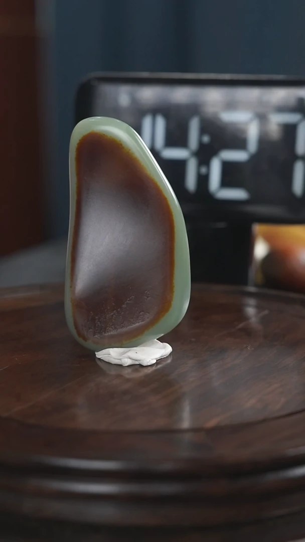 颈饰未镶嵌和田玉追*和田玉原石