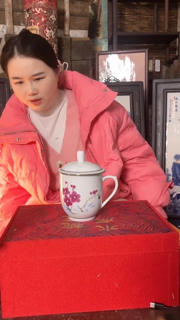 陶景德镇陶瓷摆件M418