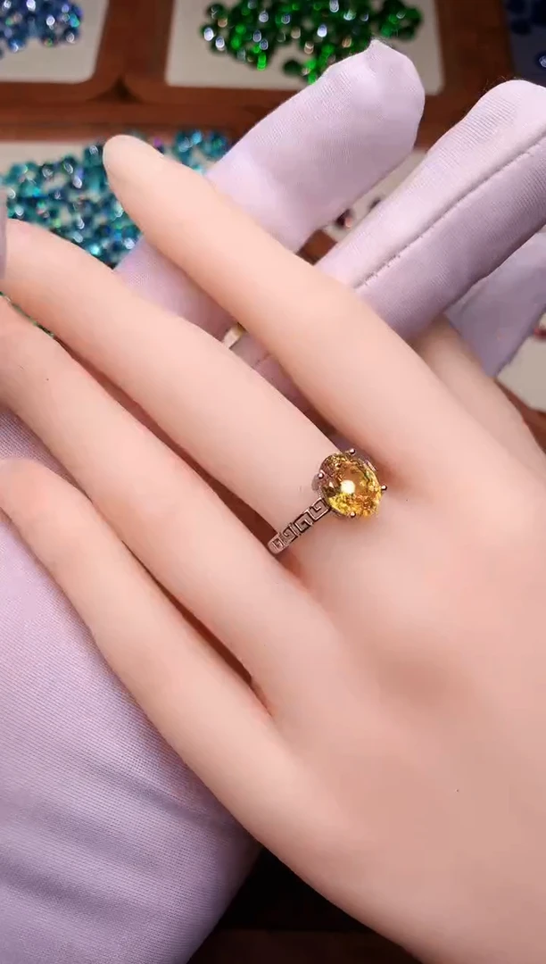 碧玺戒指银S925镶嵌······