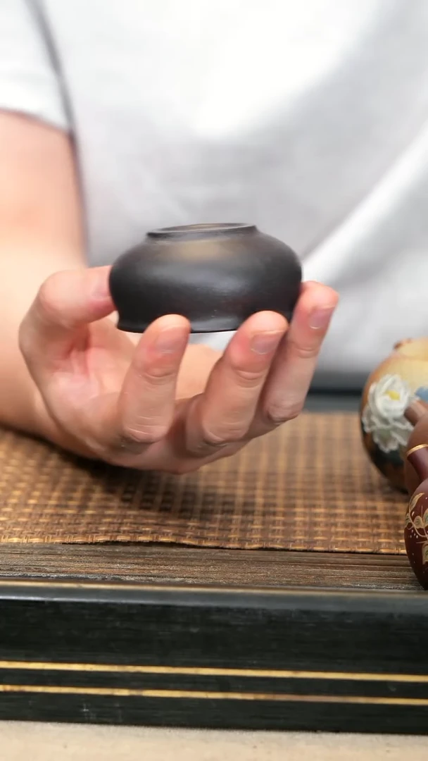 茶壶紫砂3《一口杯》乌金砂