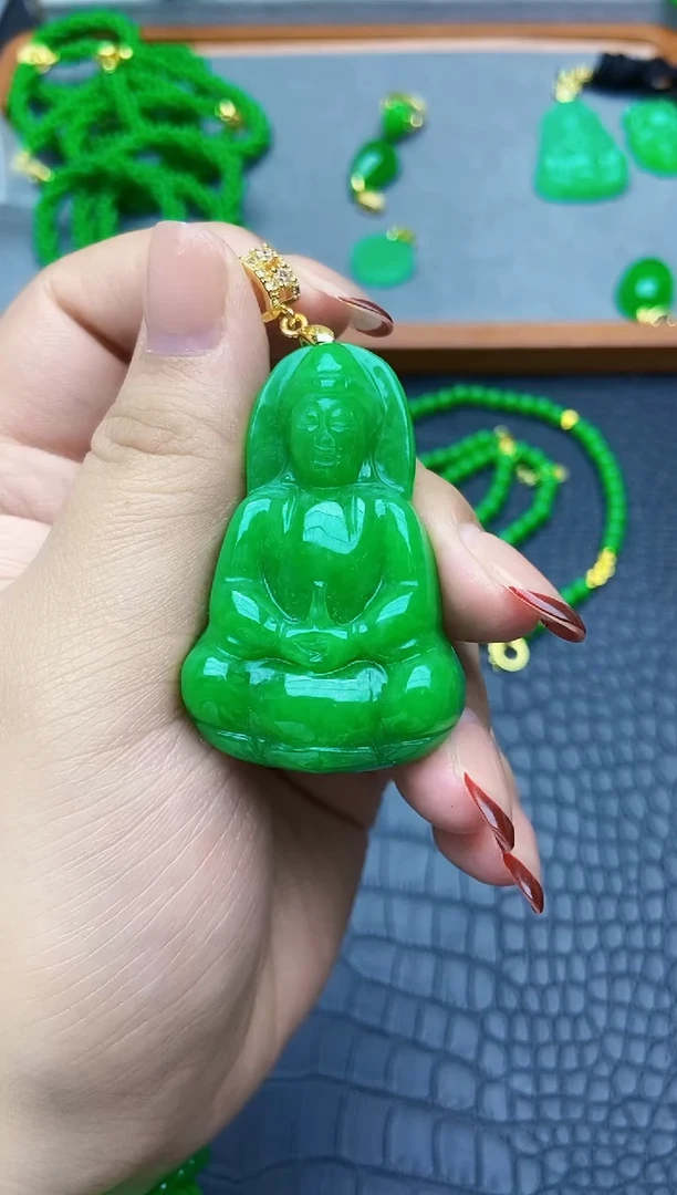 只买单纯的吊坠，没带链子，属的性质。无高货观音吊坠