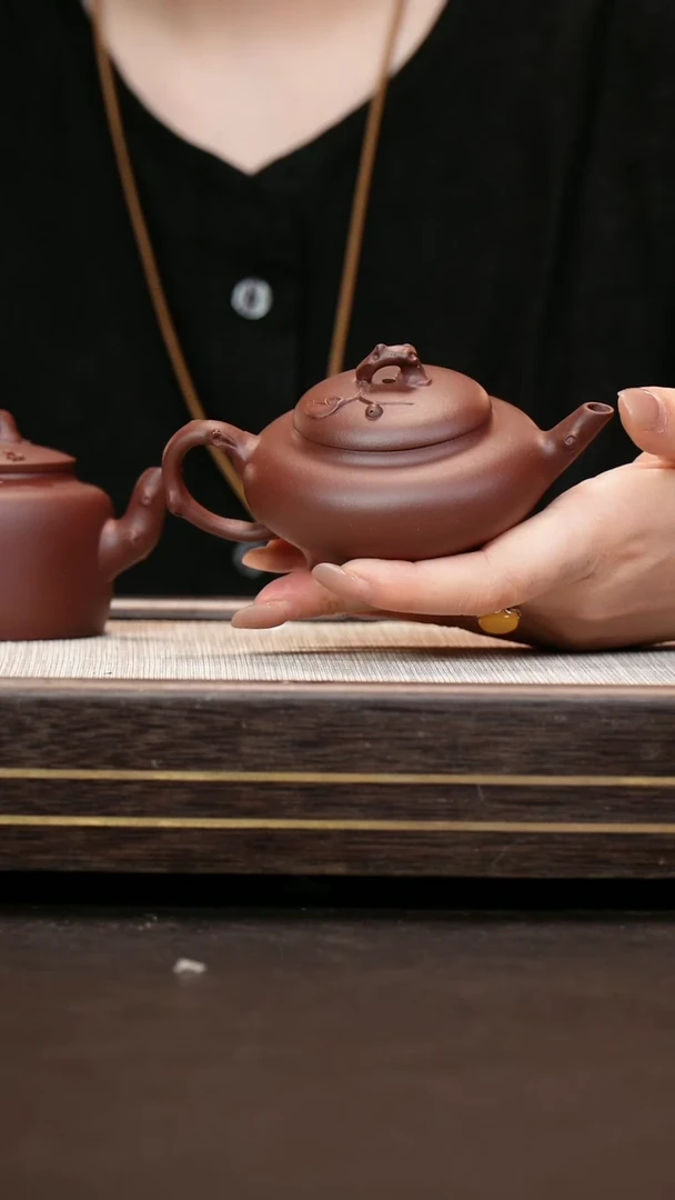 茶壶紫砂老紫泥 云根料   红豆壶