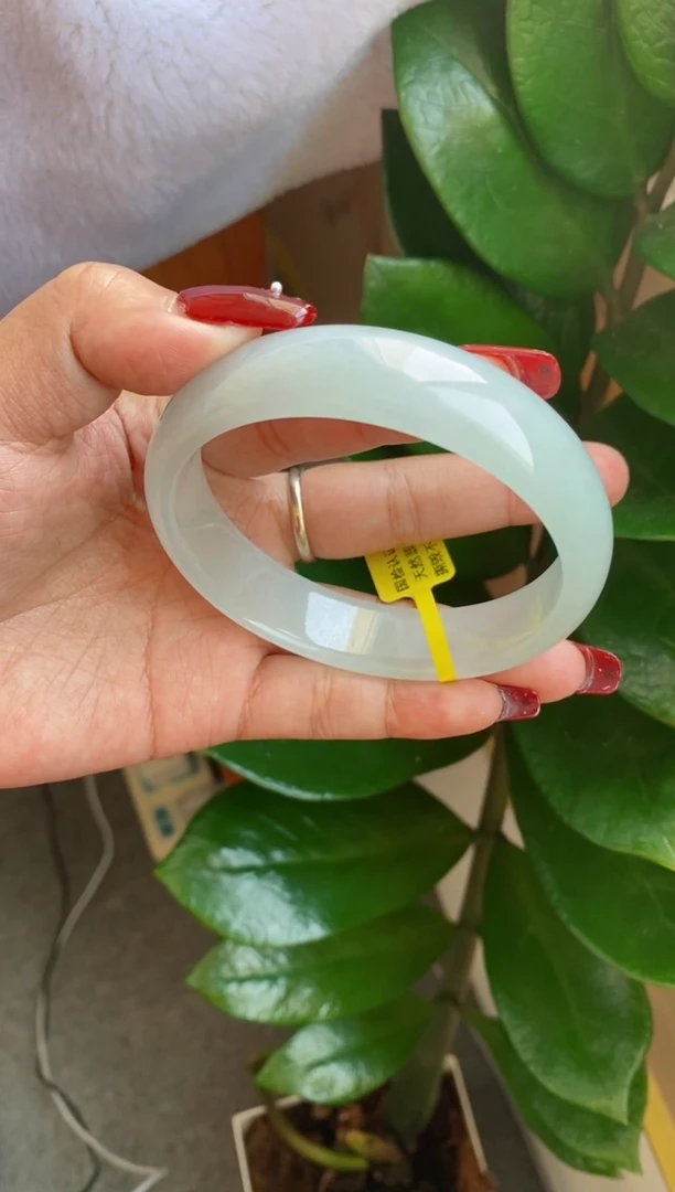 【闪购商品】翡翠手镯未镶嵌（冰透宽版轮胎蓝绿）38号