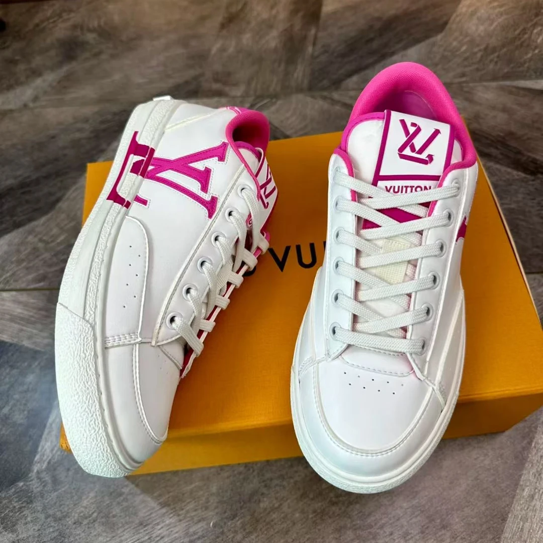 全新未使用 LouisVuitton/路易威登 LV粉色字母logo板鞋36.5