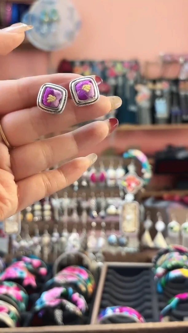 织绣艺枝独绣手工饰品159