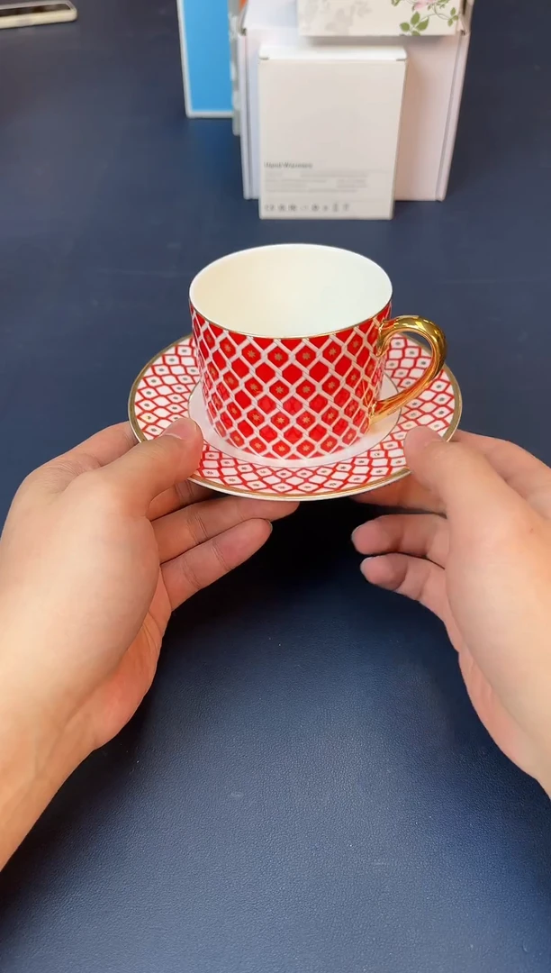 瓷片老号重启，一漏到低@@H1847