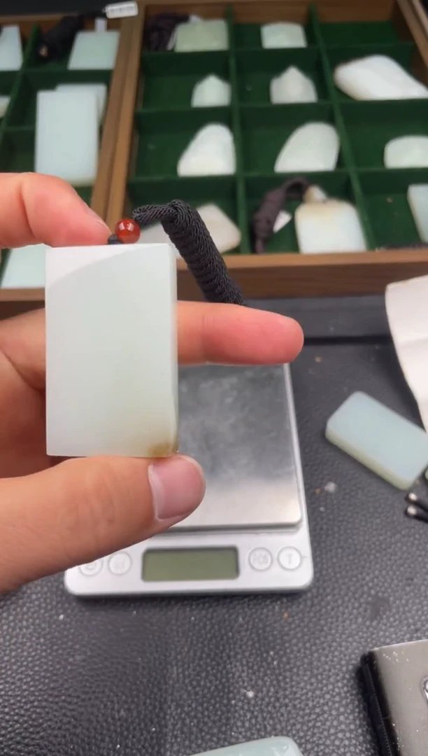 未镶嵌和田玉挂件挂件