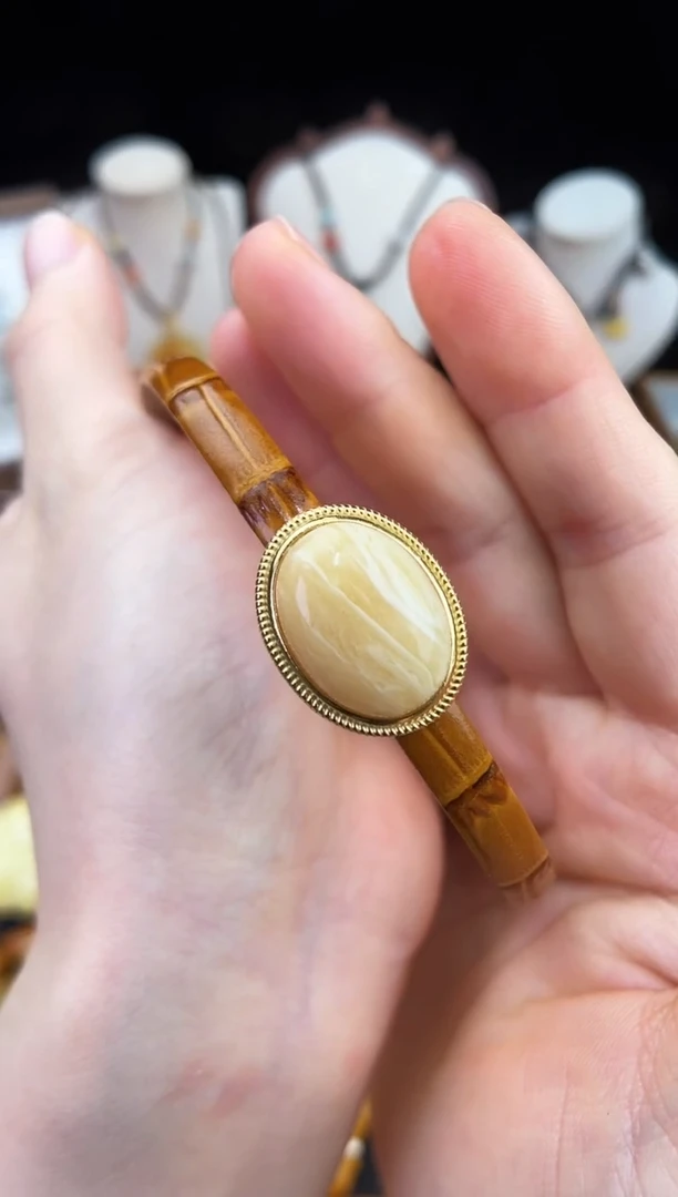 琥珀未镶嵌珠宝奇石柒月