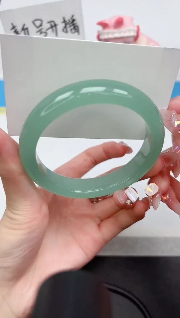 石英质玉手镯未镶嵌221-61.9