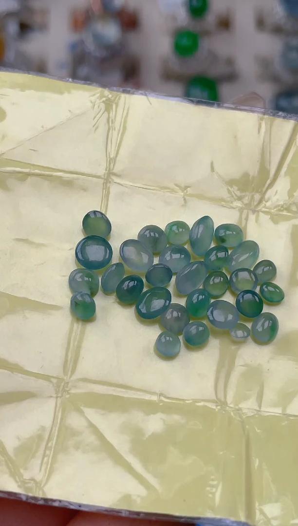 裸石翡翠天然翡翠蛋面69