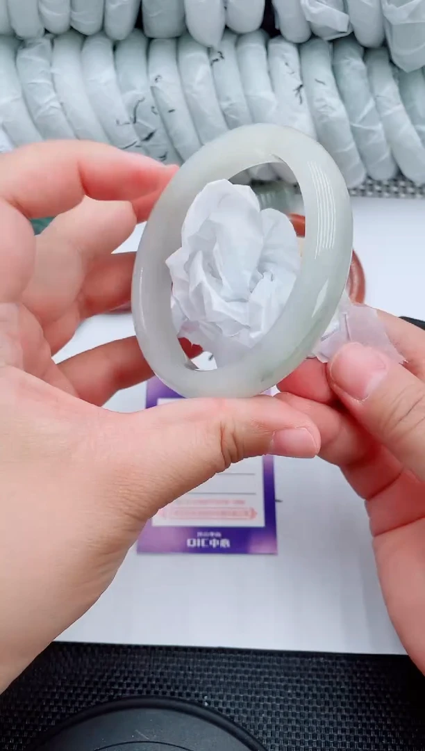 石英质玉手镯未镶嵌A50-62-63