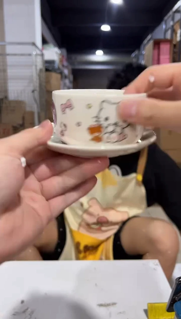 瓷片白色kt猫一杯一碟