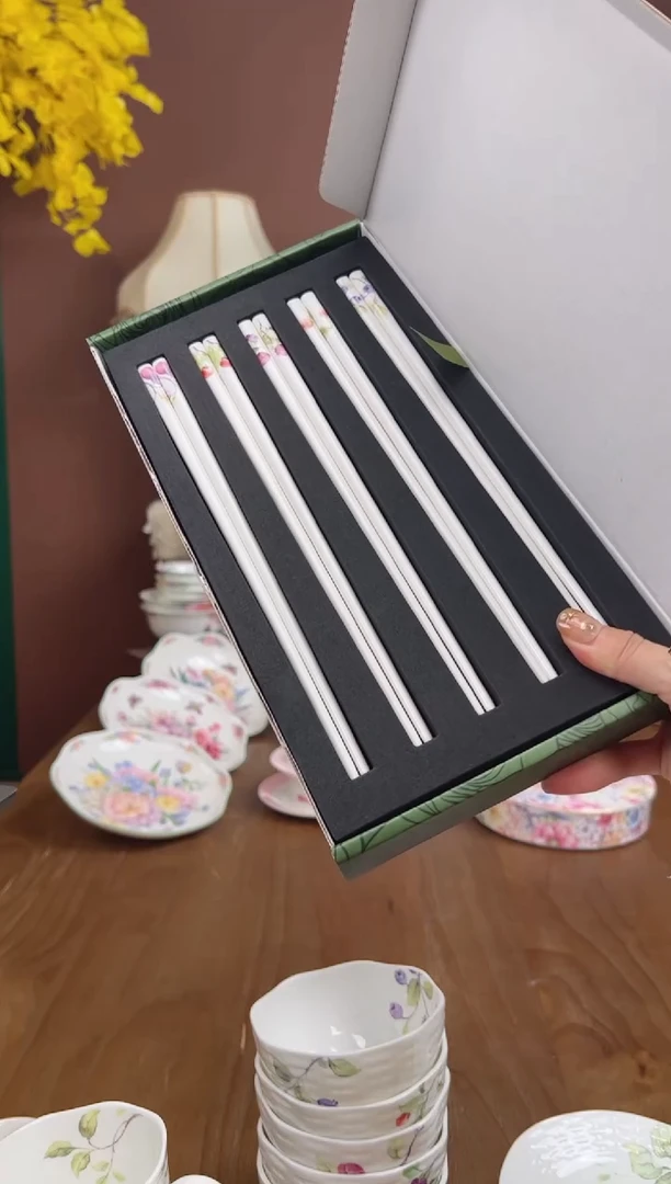 【闪购商品】瓦当浆果筷子5双（带礼盒）