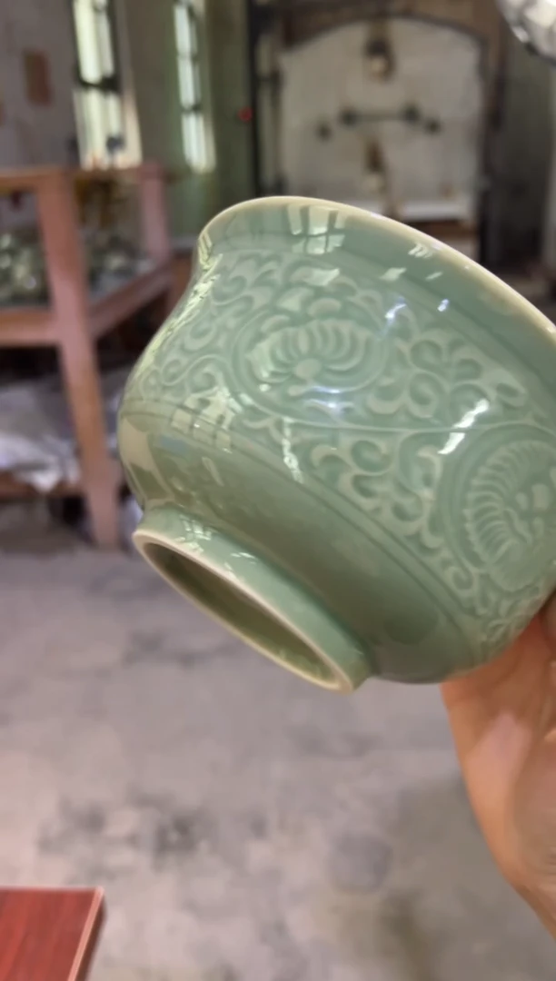 耀州窑菊纹6寸碗