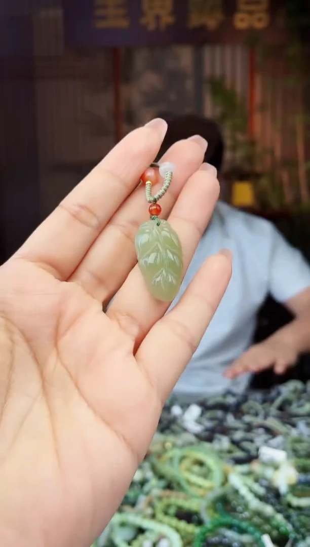 和田玉未镶嵌挂件拍一发一多样性发货