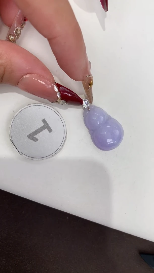 颈饰18K金镶嵌翡翠 天然缅甸a货翡翠