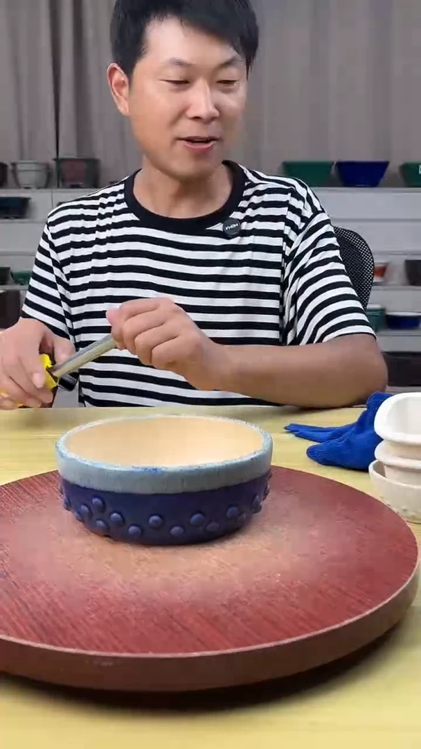 紫砂花盆浅草紫砂花盆