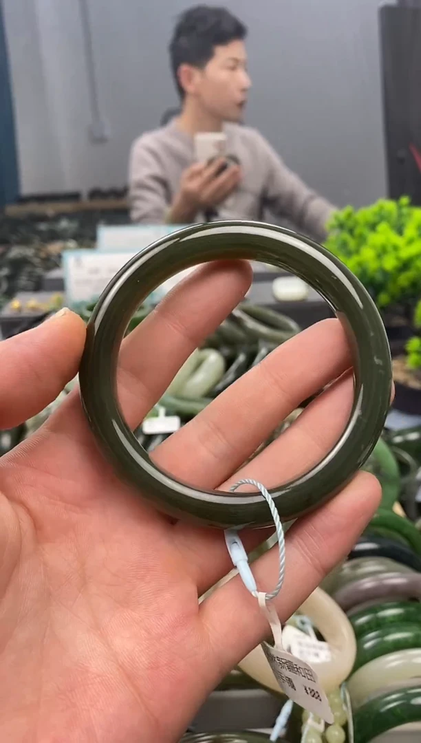 未镶嵌手镯和田玉61.6