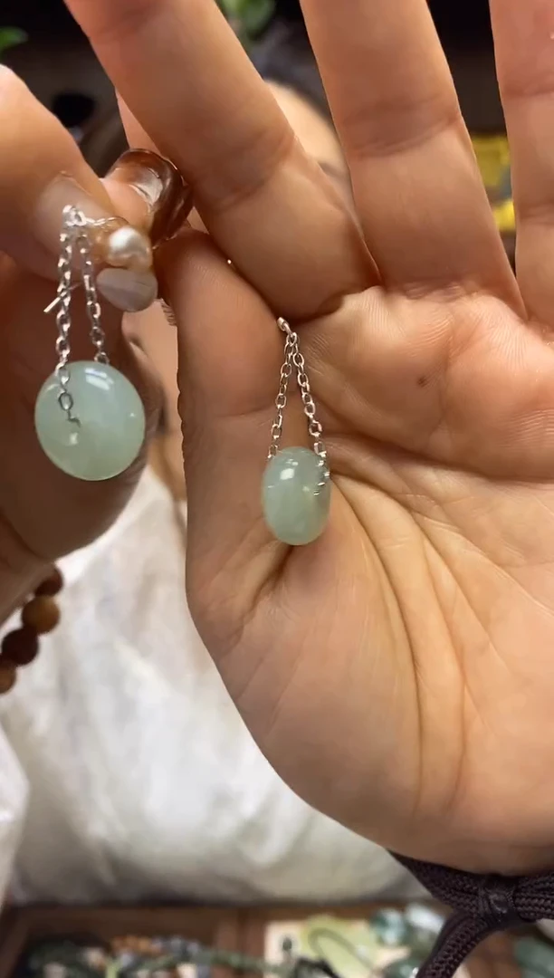 【闪购商品】岫玉耳饰银S925镶嵌多样性发货其中发一