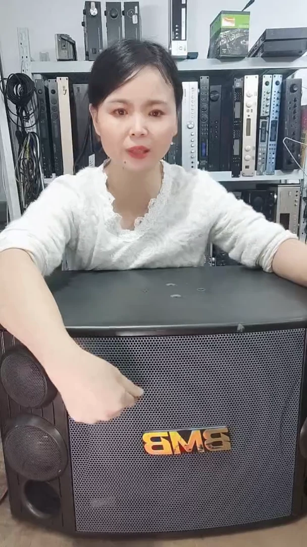 8新功放机和音响，不包邮费