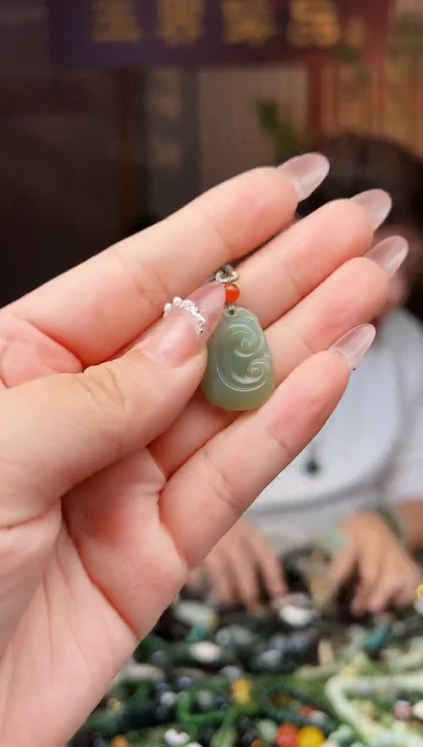 【闪购商品】和田玉颈饰未镶嵌多样性发一