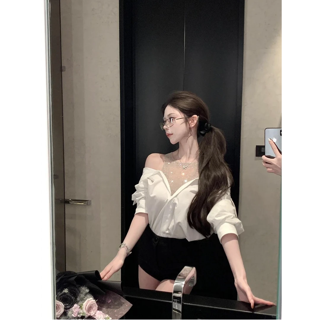 假两件拼接闪钻露肩捏褶衬衫上衣女夏季2025新款显瘦短裤两件套装