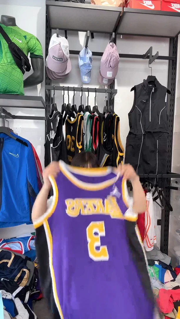 1111  编码 瑕疵款以直播间过款为准 尺码XL