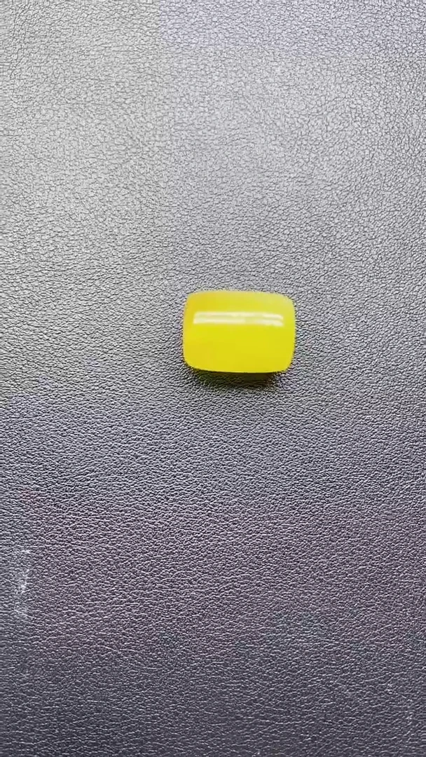 琥珀颈饰未镶嵌1