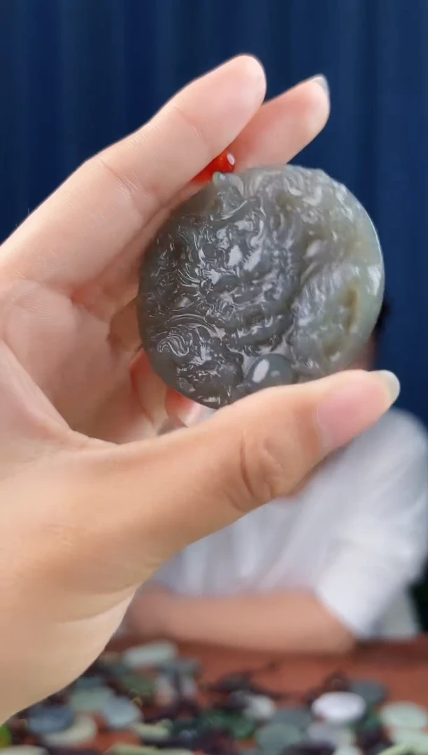未镶嵌和田玉挂件拍一发一，多样性发货