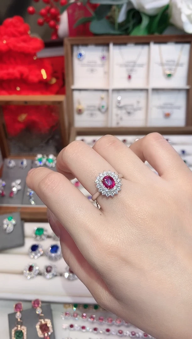 18K金镶嵌戒指红宝石1.02ct/天然宝石/七天无理由