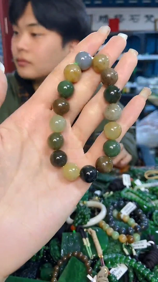 未镶嵌和田玉挂件1