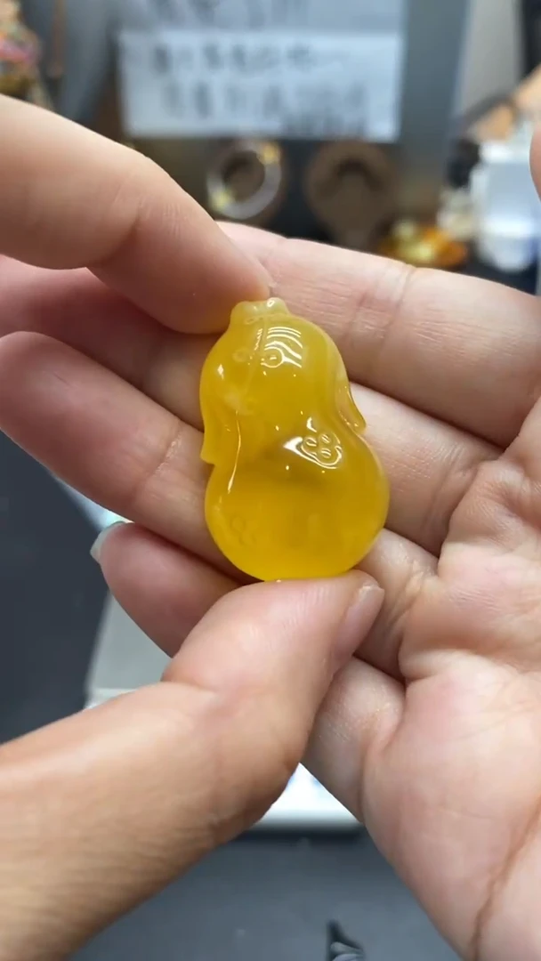 琥珀未镶嵌珠宝奇石1882