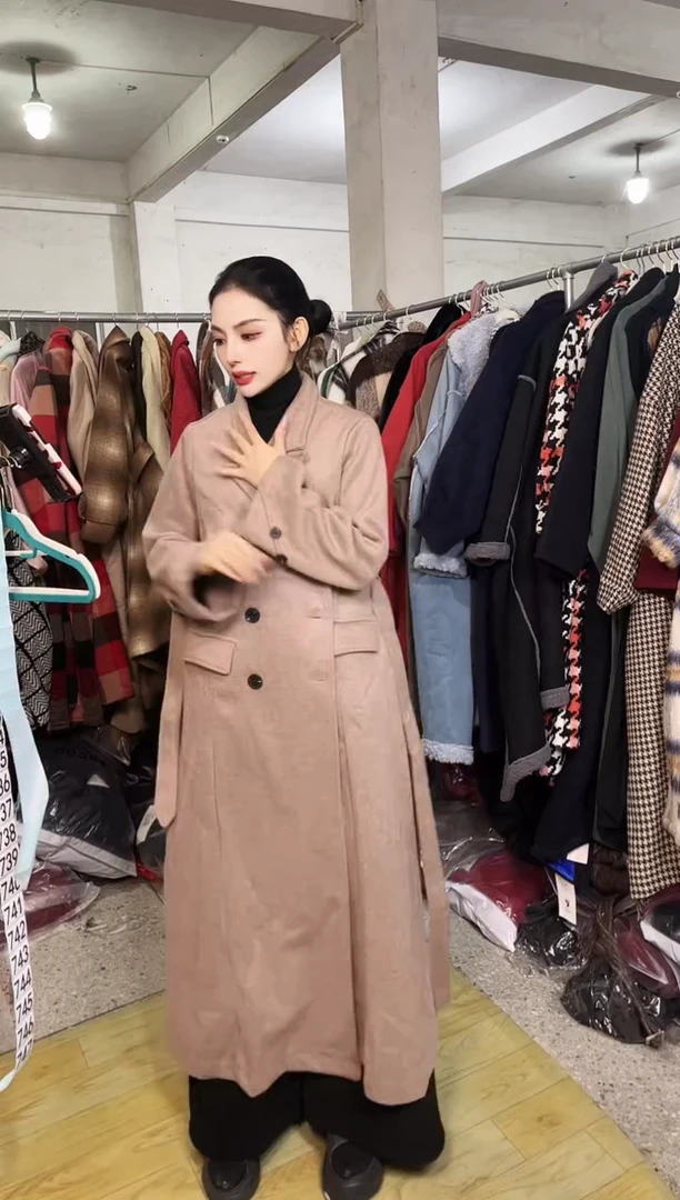 835闪购外套外披马甲打底裤子