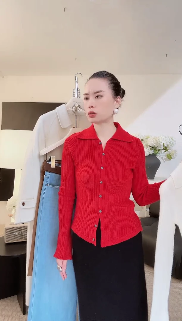 红色喇叭袖加厚开衫均码