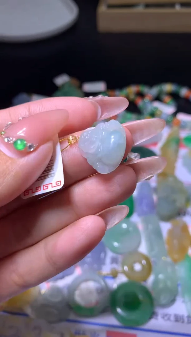 【闪购商品】翡翠颈饰未镶嵌MJX027861