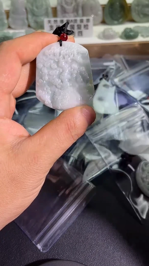 颈饰未镶嵌翡翠12/11    1