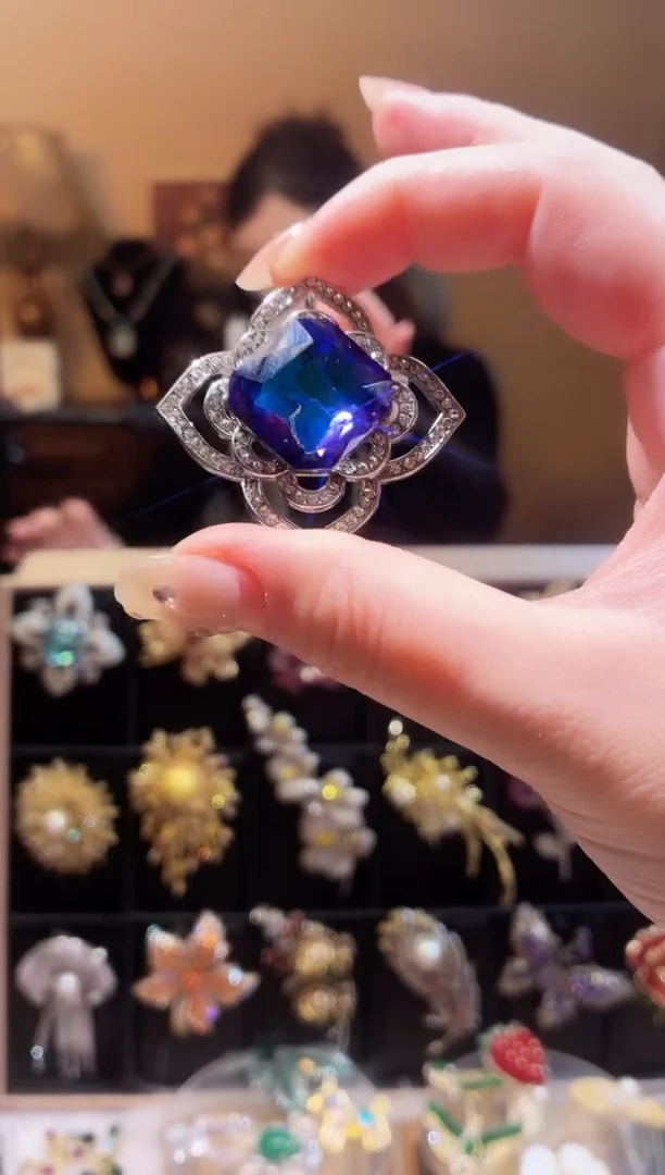 合成立方氧化锆铜合金蓝紫四叶花