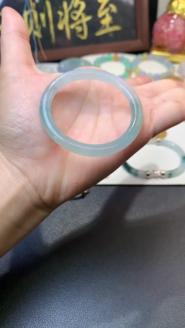 未镶嵌定制翡翠毛货