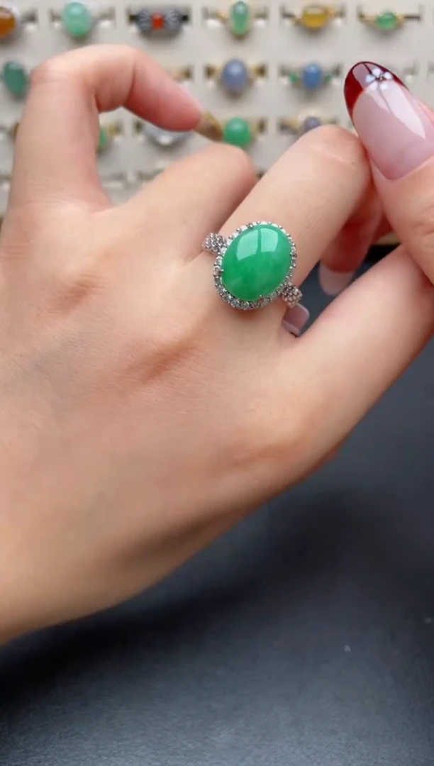 银S925镶嵌戒指翡翠一物一证一礼盒