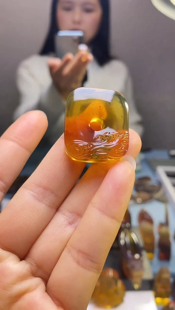 【闪购商品】琥珀颈饰未镶嵌SN5-7（风生水起方扣）
