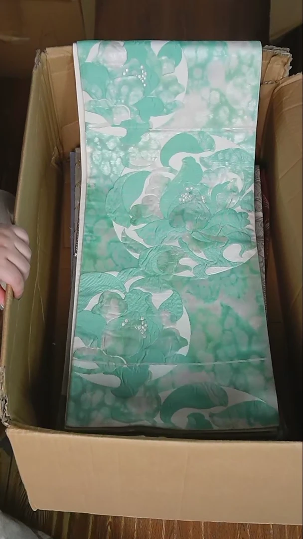 织绣86 六通蓬织唐草花卉