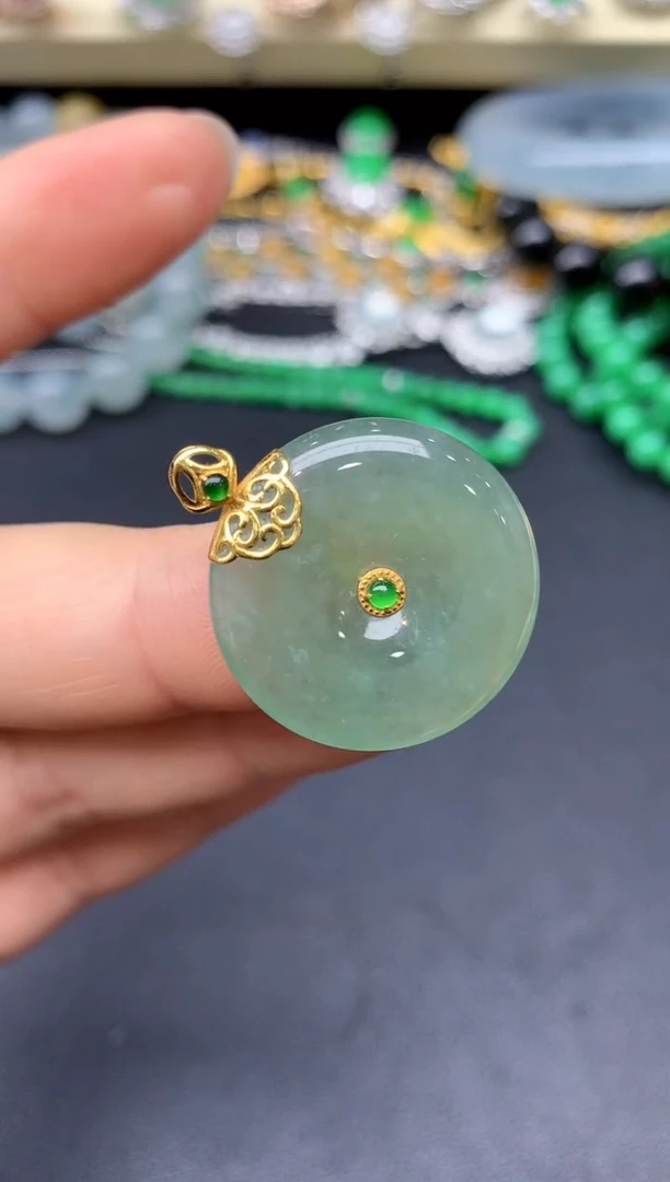 颈饰18K金镶嵌翡翠121-雪姐翡翠天天见