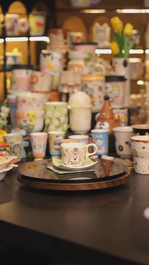 景德镇釉下彩绘设计师款式陶瓷