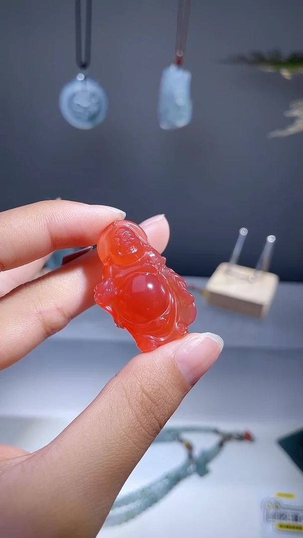 未镶嵌颈饰玛瑙/玉髓佛公