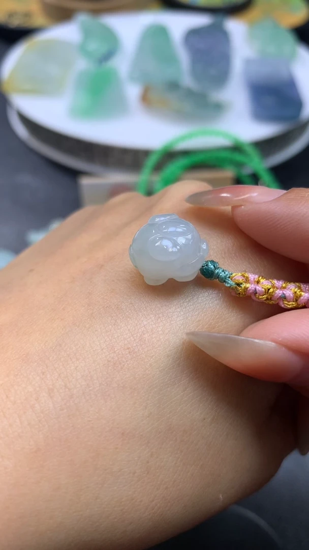 【闪购商品】翡翠颈饰未镶嵌翡翠