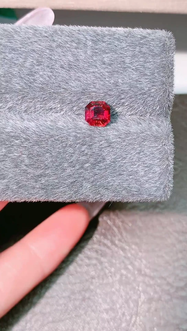 未镶嵌珠宝半成品石榴石天然石榴石裸石方型1.01ct