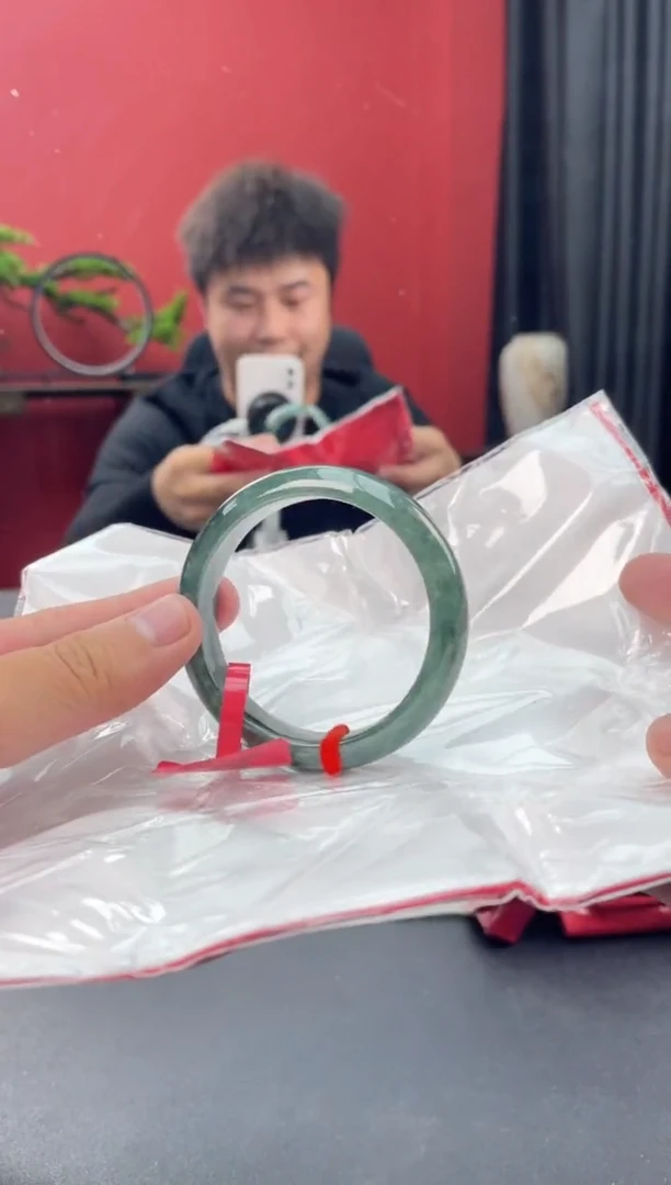未镶嵌手镯翡翠10